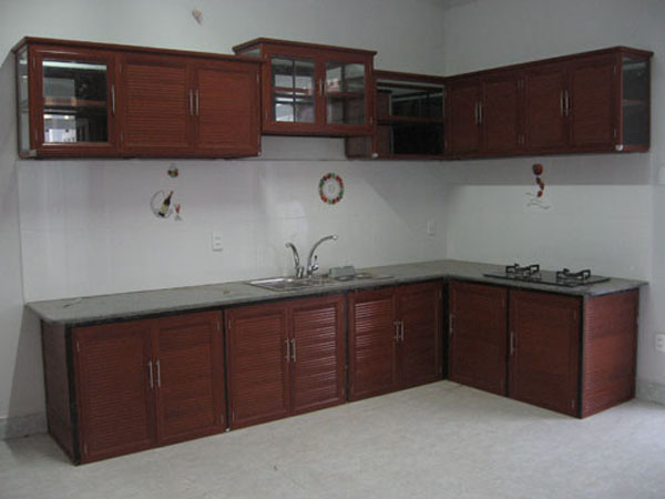 Tủ bếp nhôm kính màu vân gỗ