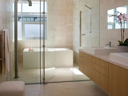 Vách kính là một trong những thông tin thiết kế nổi bật nhất trong phòng tắm hiện nay. Chúng tôi thực hiện những thiết kế vách kính tuyệt đẹp trên toàn quốc và đã tạo ra một số ý tưởng thiết kế tốt nhất cho phòng tắm nhà bạn. Vách kính tạo nên sự hoàn thiện cho phòng tắm của bạn, mang đến sự rộng rãi và không gian mở hơn, cũng như tăng thêm giá trị cho căn nhà của bạn.